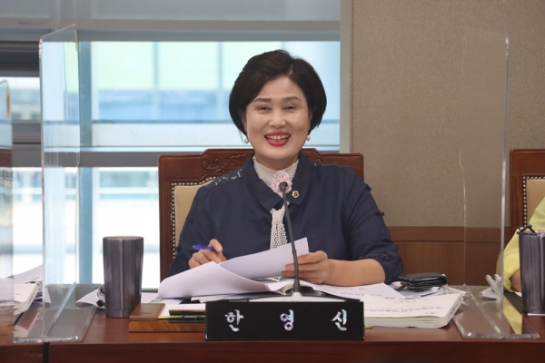 한영신 충남도의원.