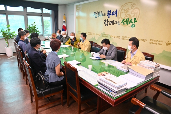 신규 정책자문위원 위촉식 개최 모습