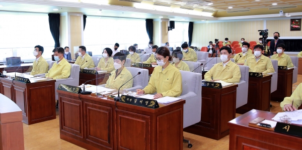아산시의회 제224회 임시회 제2차 본회의 모습.