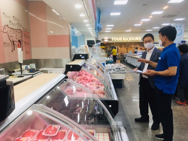 대전농협, 추석명절 식품안전 특별점검 모습