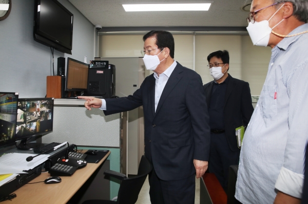 장종태 구청장 전통시장 라디오 방송 통해 상인들 격려