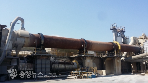 ㈜에쓰큐씨의 굴껍데기 재활용설비