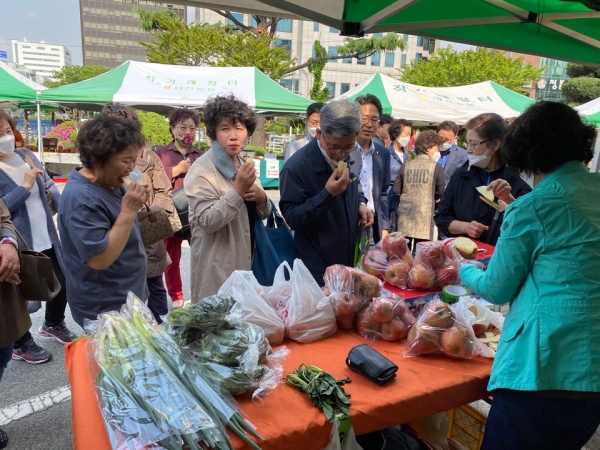 농축산물직거래 특별장터 28일부터 29일까지 옛 충남도청 앞마당에서 개최