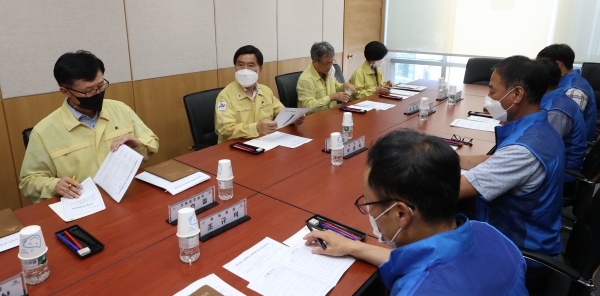 노사협의회 진행 모습