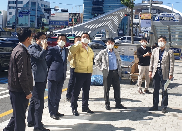 홍종원 대전시의회 행정자치위원장, 대전트래블라운지 격려 현장 방문