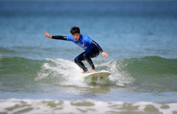 만리포 해수욕장 서핑