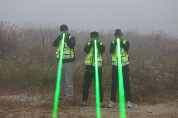 레이저 활용 철새 퇴치-모여 광선