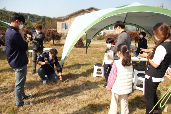 부여군 야영장 활성화 프로그램 진행 장면