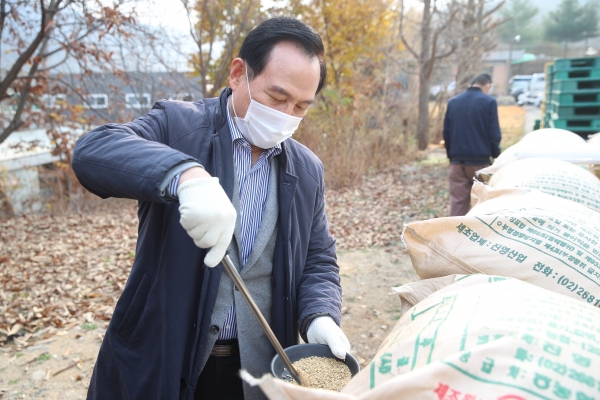 박상돈 시장, 공공비축미 매입현장 방문해 농민 격려