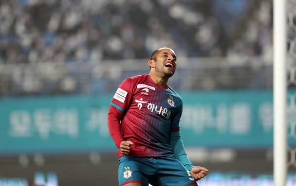 대전vs안양 3대0승  에디뉴 골세레머니 모습