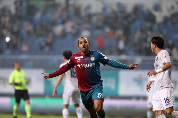 대전vs안양 3대0승  에디뉴 골세레머니 모습