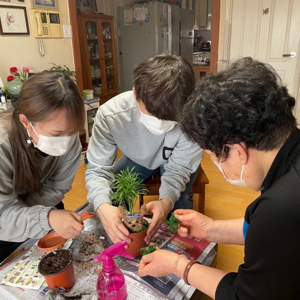 배재대 학생들 텔레케어 활동 모습