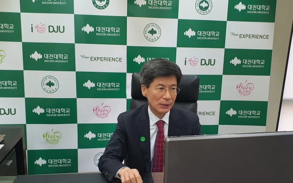 이종서 총장이 26일 ‘제 14회 맞춤형 직업윤리 인성특강’의 마지막 연사로 나섰다.