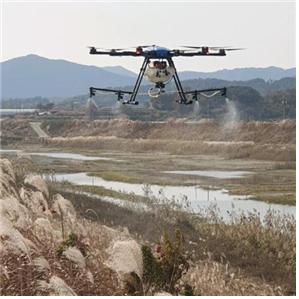 조류인플루엔자 방역장면