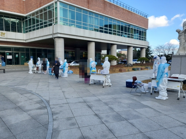 신성대 선별진료소 모습