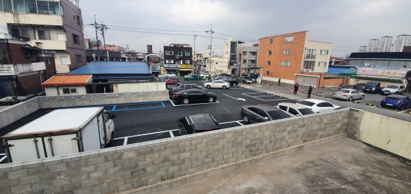 2020년 12월 전통시장 주차환경개선사업으로 도마큰시장 제1주차장 확장공사 준공(주차공간 43대에서 67대로 24면 증가)