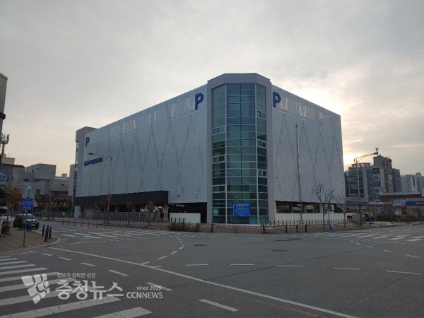 배방읍 공수 도시개발사업 지구 내 공영주차장(주차타워) 전경