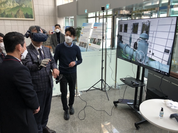 천연가스 핵심설비인 정압기를 대상으로 국내최초 “가상현실(VR, Virtual Reality) 기반 정비교육용 시뮬레이터 개발” 완성보고회 개최