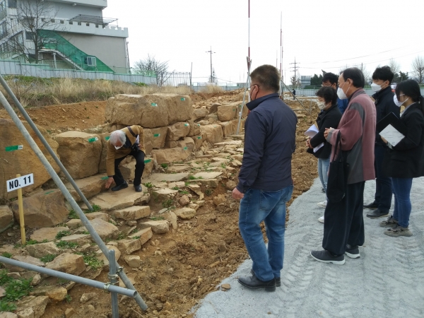 성벽 자문 모습