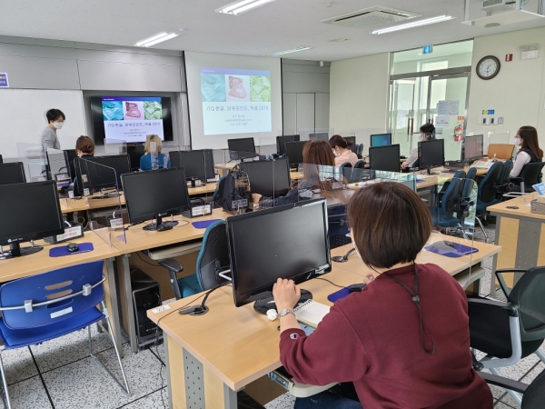 지난 2020년도 평생학습관 정규강좌 교육 모습