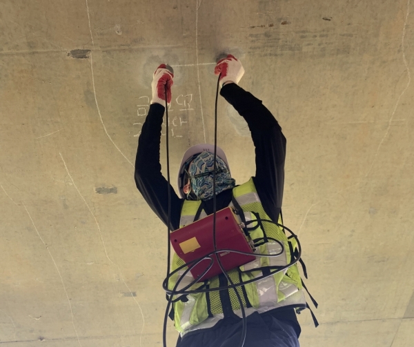 교량점검 모습.