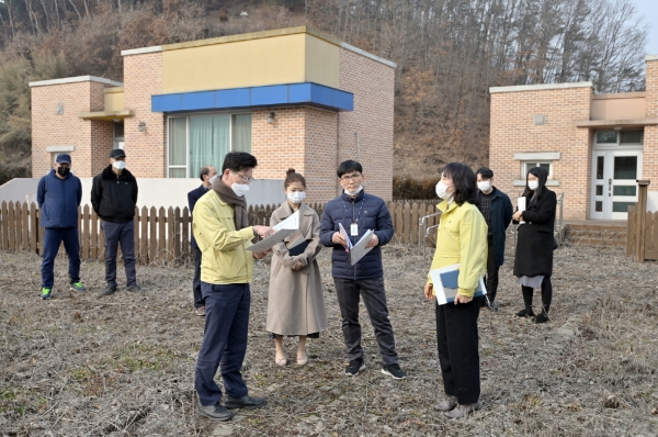 선돌 자연힐링마을 현장점검 모습