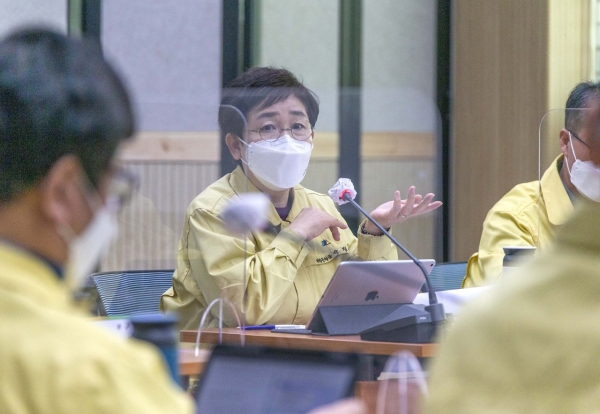 지난 3일 구청에서 대덕형 경제모델 구축을 위한 전문가 초청 직원 워크숍을 열었다