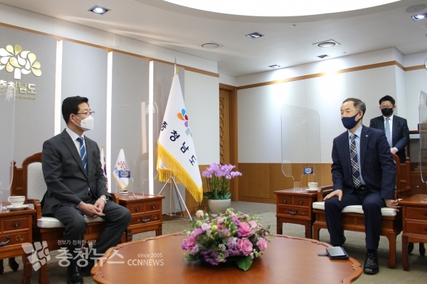 양승조 지사와 김사열 국가균형발전위원장