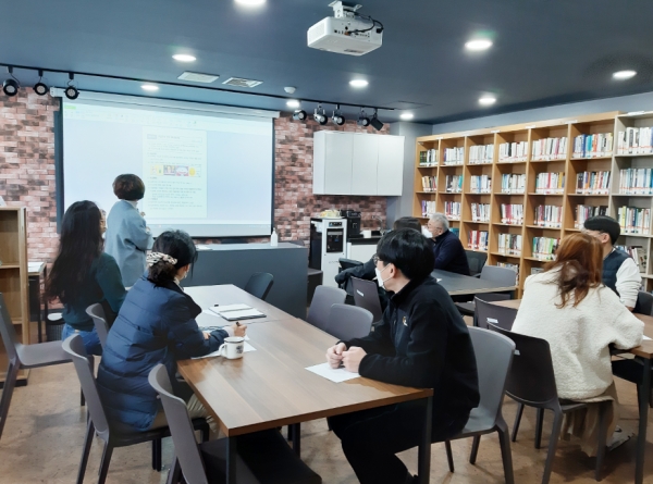 지난 2월 문화1동행정복지센터 2층에서 진행한 특수시책 발표회 모습