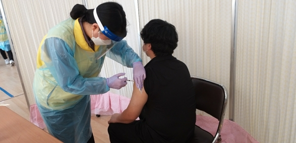 ‘찾아가는 코로나19 방문접종’