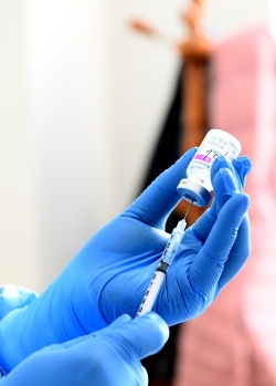 코로나19 예방백신 주사액