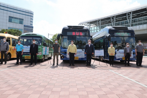 2020년 3월 4일 “최고의 백신은 마스크입니다!” 캠페인 기념사진