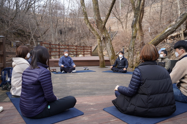 명상동호회 마음챙김 활동 모습