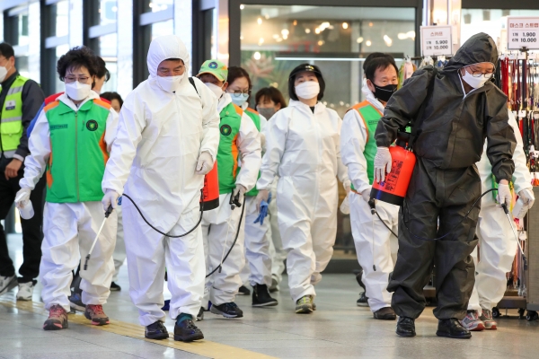 대전 동구 용전동 대전복합터미널 방역 방재단 활동 모습