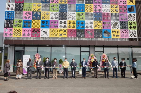 갤러리산책 개관 기념사진