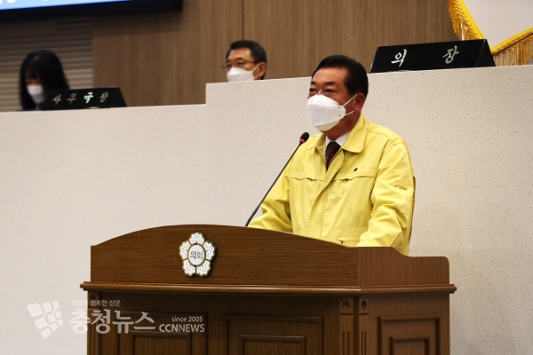 5분 발언하는 김명진 당진시의회 의원