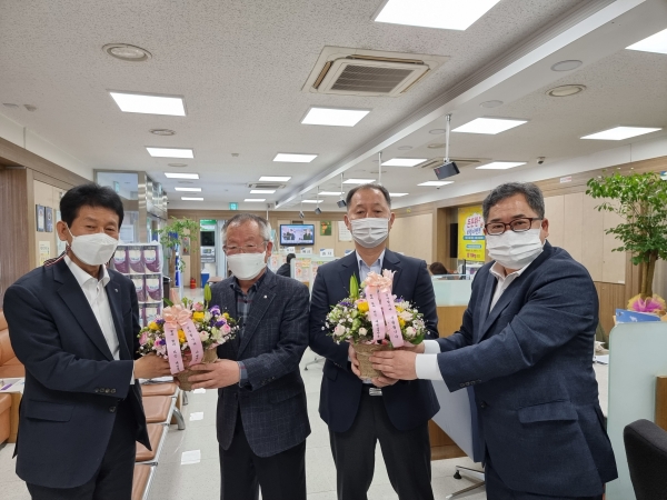 왼쪽- 대전검사국 김진길 국장