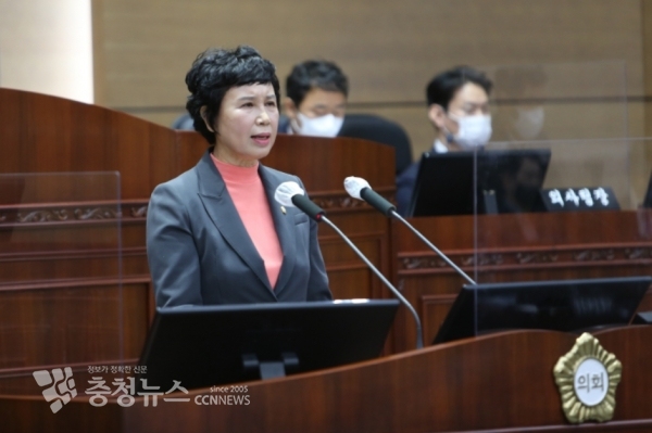 5분 발언하는 유영진 천안시의회 의원