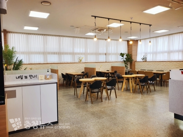 청소년 전용카페 ‘아띠’ 모습