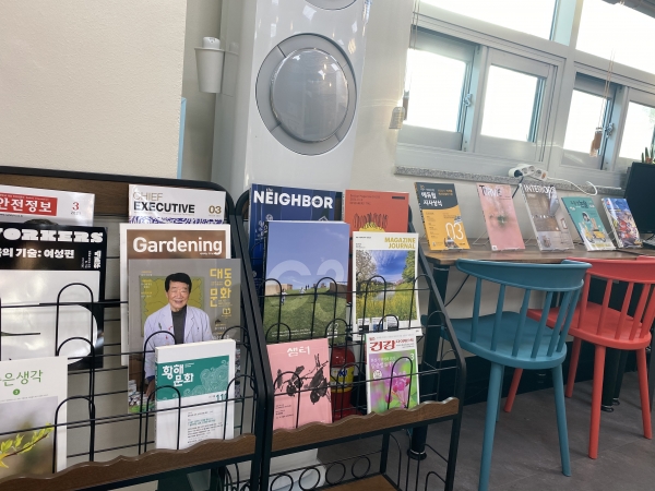 목동작은도서관에 지원하는 2021년 우수콘텐츠 잡지 20여종