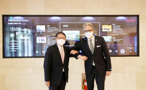 선메디컬 선병원, 스웨덴 대사와 교류협력 논의