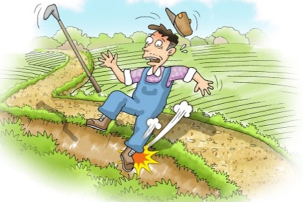 넘어짐 사고 주의 사진