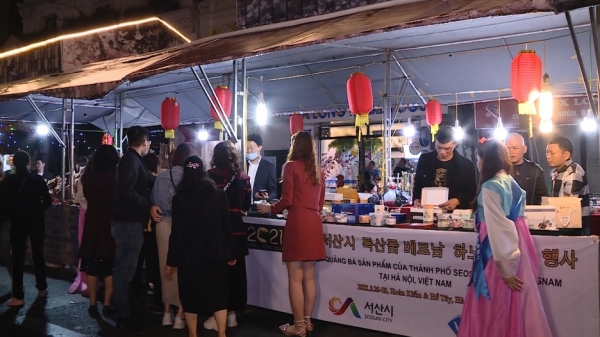 지난 3월 26일 베트남 하노이에서 열린 현지인 품평회 장면, VTVK 본사 현지유통업체 품평회 장면