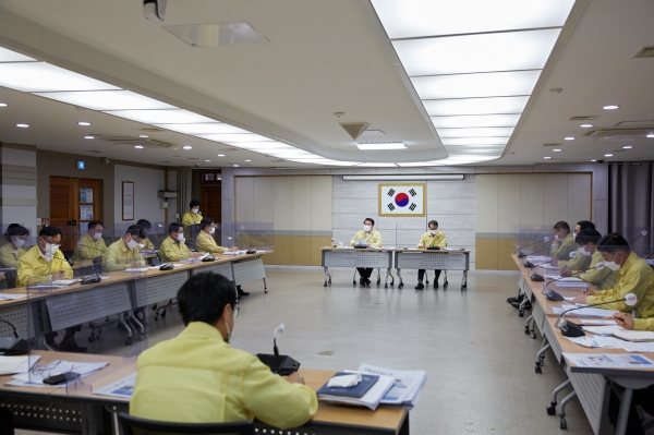 코로나19 대응 및 5월 확대간부회의 개최 모습