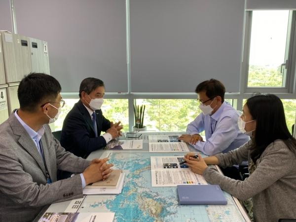 노박래 서천군수 해수부 방문 지역현안 해결 예산 지원 건의 모습
