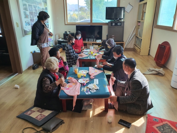 어르신놀이협동조합 사진