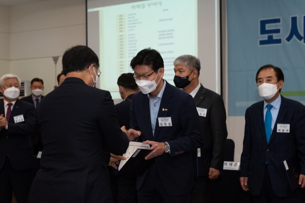 김 시장, 도시재생 협치포럼 대전충청권 공동위원장 추대