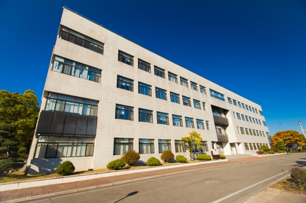 제2과기대 옆면