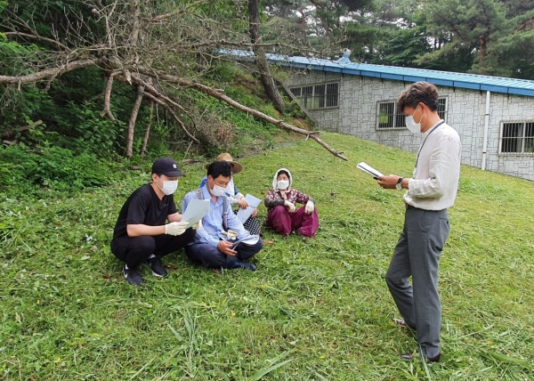 14일 정생동 백자가마터 제초작업 진행 전 안전교육