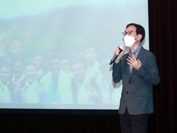 21일 구청 구봉산홀에서 직원 100명을 대상으로 사회적경제 인식확산 교육